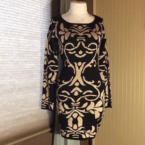 Derek heart dress black/tan medium long sleeves